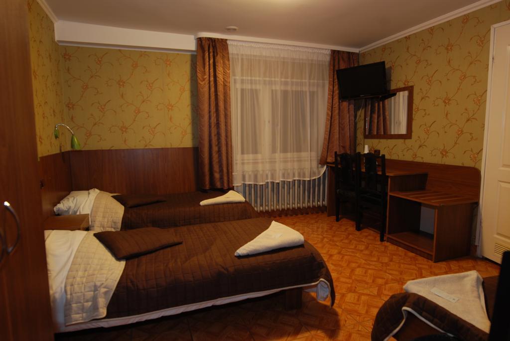 Hotel La-Musica Piaseczno  Bagian luar foto