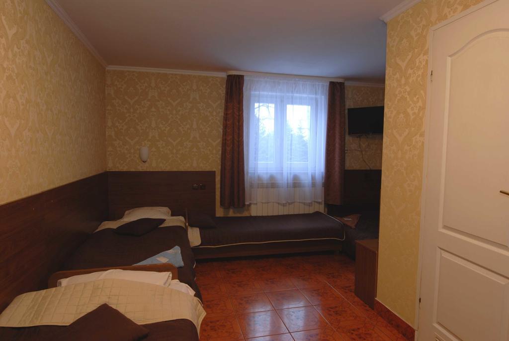 Hotel La-Musica Piaseczno  Bagian luar foto