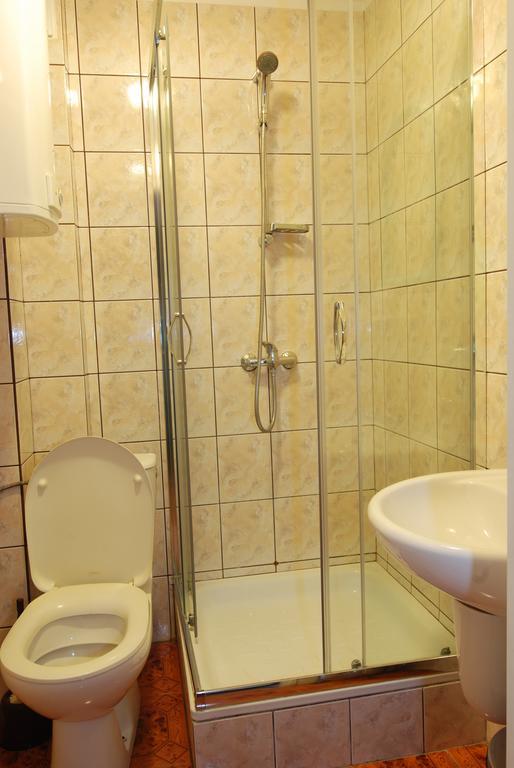 Hotel La-Musica Piaseczno  Bagian luar foto